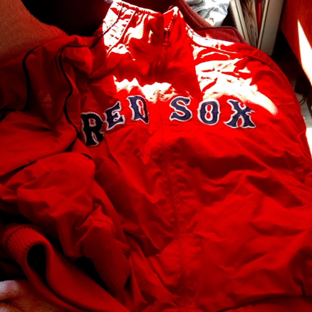 Boys majestic Red Sox jacket size 10/12